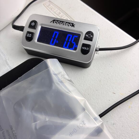 Lot Of 2 Vintage Style Pearl Rhinestone & Gold Tone Pendant Choker Y2K Necklaces - Picture 7 of 7